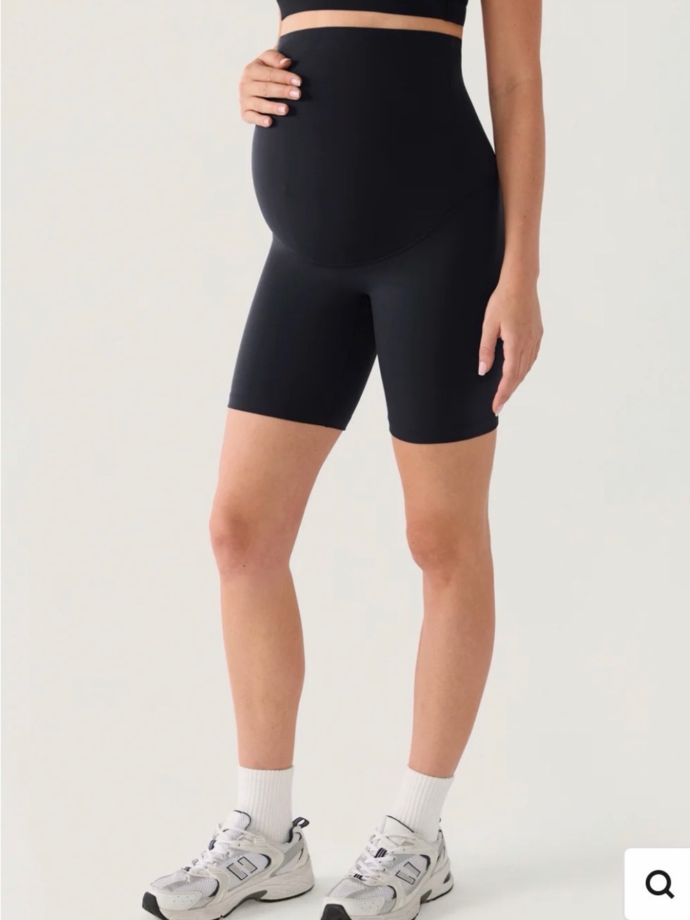 No Front Seam Maternity Shorts 6" - Black - Small